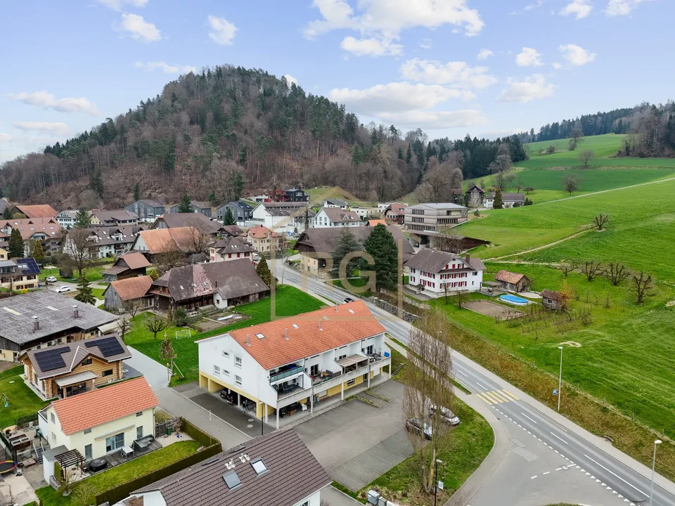 Vielseitige Gewerbeimmobilie in Kottwil (RESERVIERT)
