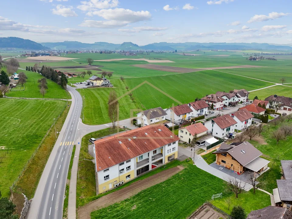 Vielseitige Gewerbeimmobilie in Kottwil (RESERVIERT)
