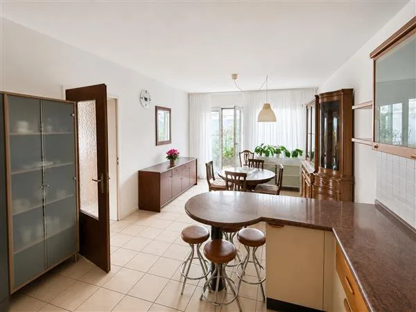 Cadempino: Casa unifamiliare 6 locali – foto 6 di 13