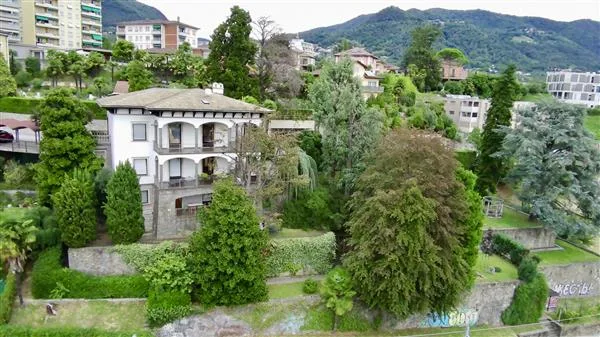 Balerna: Villa 7.5 locali