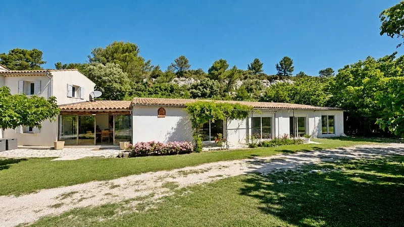 MÉRINDOL (84) | Magnifique propriété de charme de 215 m² (vendue