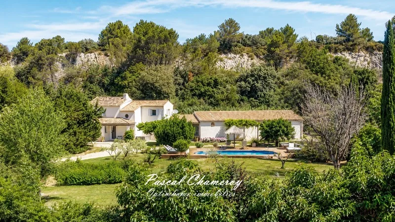 MÉRINDOL (84) | Magnifique propriété de charme de 215 m² (vendue