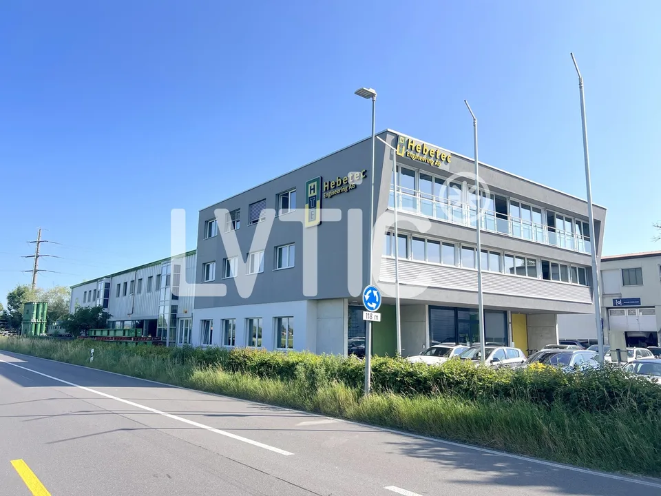 Bâtiment industriel 1895 m2 sur parcelle 3120 m2 à vendre - Hindelbank