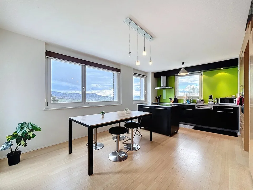 Charming 5.5-room duplex!