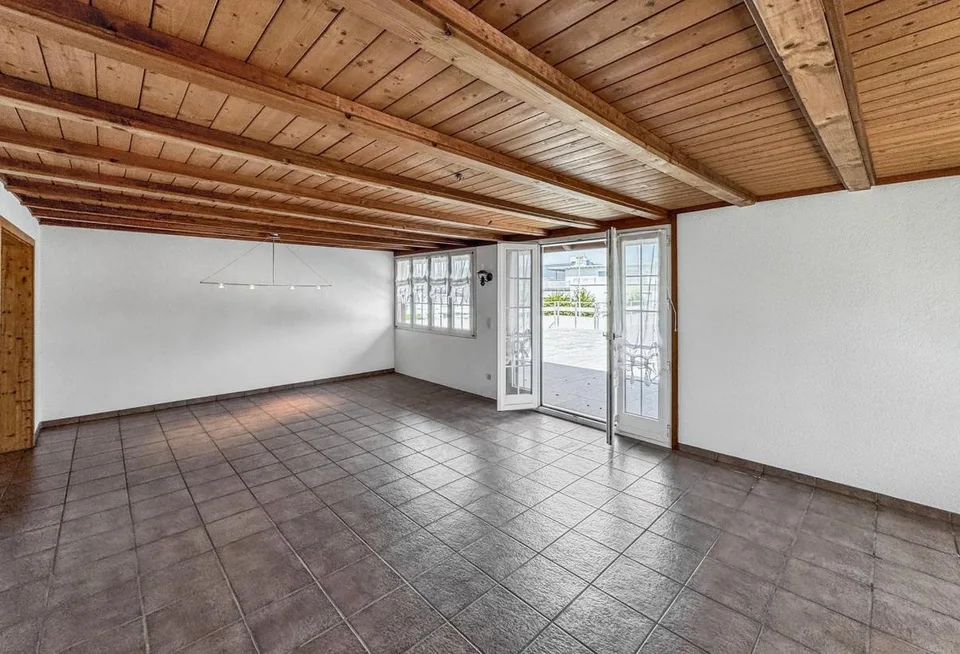 Maison d'habitation et de commerce en tant qu'objet d'investissement avec 7% de rendement ou d'usage personnel – photo 13 sur 30