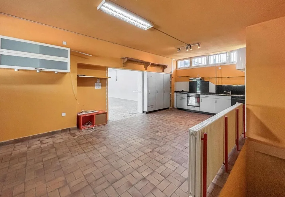 Maison d'habitation et de commerce en tant qu'objet d'investissement avec 7% de rendement ou d'usage personnel – photo 22 sur 30