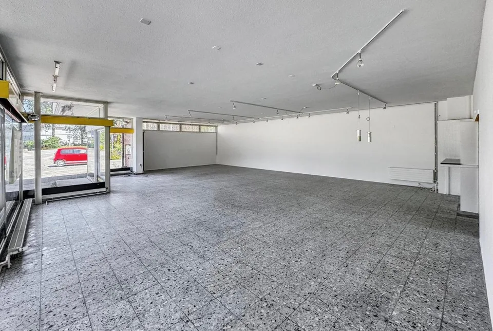 Maison d'habitation et de commerce en tant qu'objet d'investissement avec 7% de rendement ou d'usage personnel – photo 28 sur 30