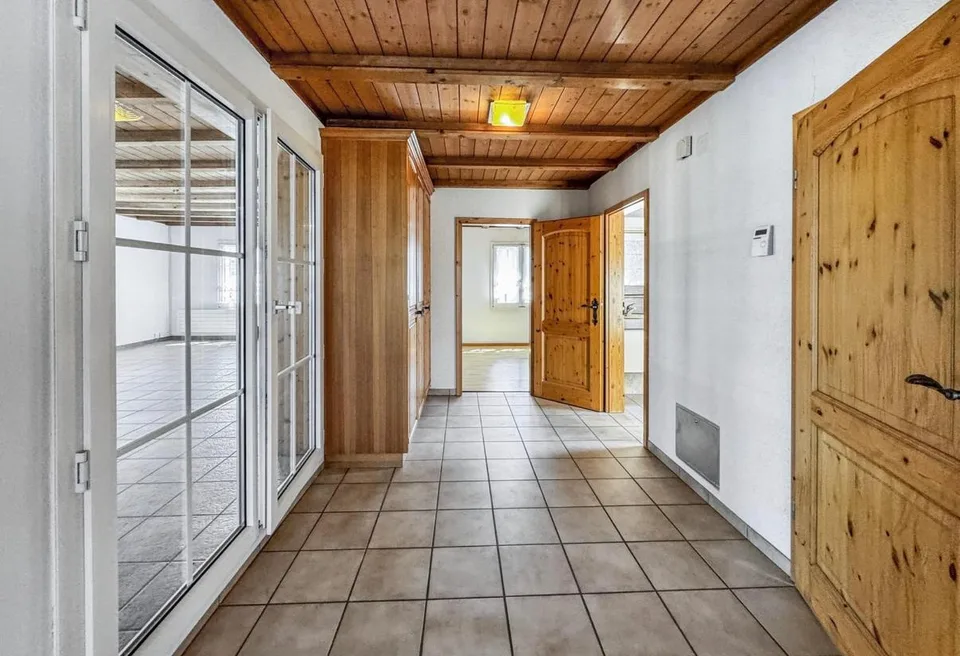 Maison d'habitation et de commerce en tant qu'objet d'investissement avec 7% de rendement ou d'usage personnel – photo 7 sur 30