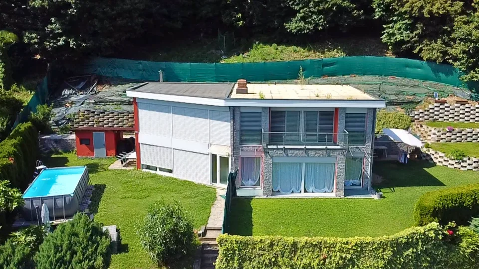 Duplex indipendente con vista lago a Ponte Tresa