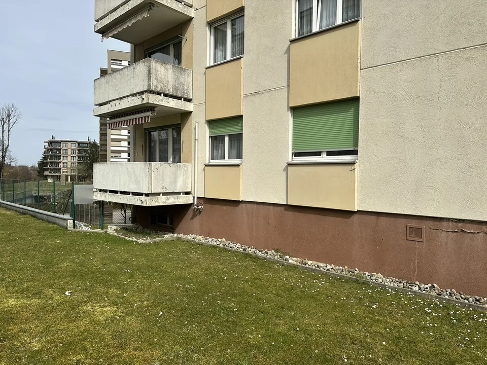 Marly 3,5 Zimmer + 1 Parkplatz Tiefgarage + 1 Außenparkplatz