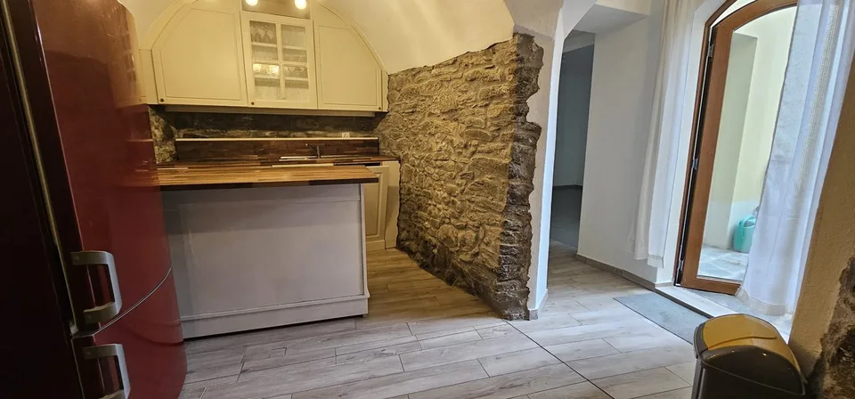 Affascinante appartamento di 3.5 locali a Monteceneri