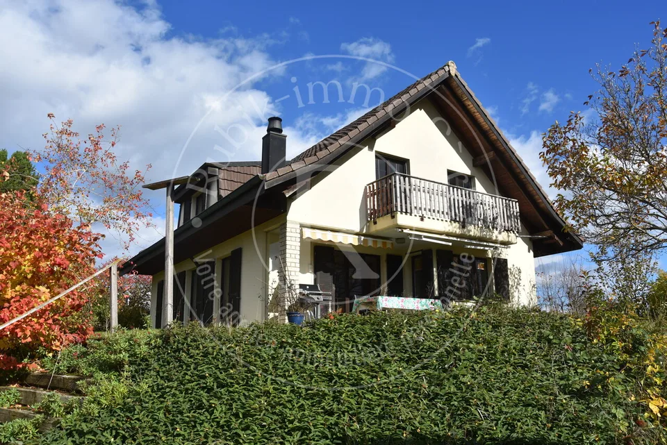 Incantevole villa individuale a 5 minuti da Marly