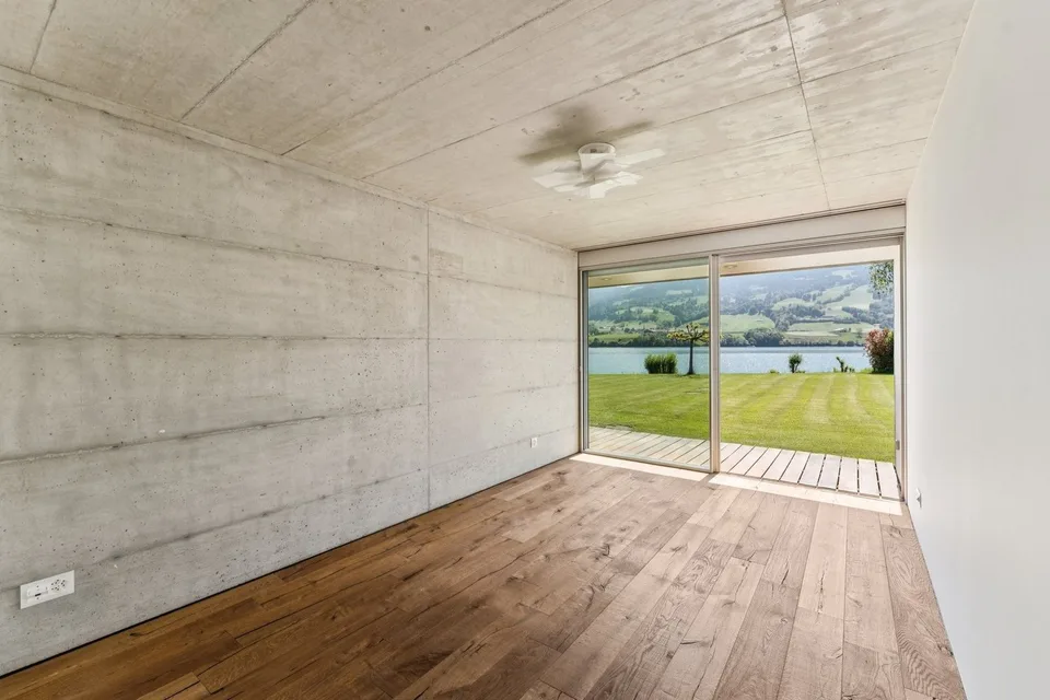 Villa contemporaine de haut standing au bord du Lac de la Gruyère – photo 9 sur 13