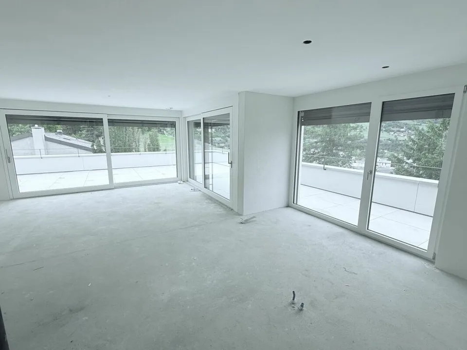 Appartement de toit unique avec vue panoramique alpine à Brig et grande terrasse ensoleillée – photo 8 sur 14
