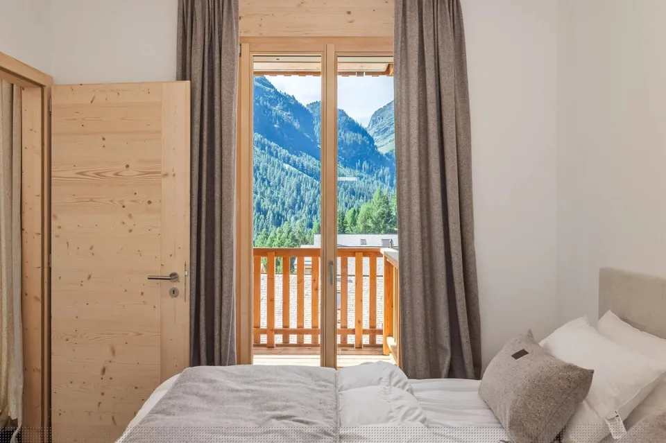 GRIMENTZ - GUERNERES EXCLUSIVE LODGE - LAST OPPORTUNITIES – photo 18 of 19