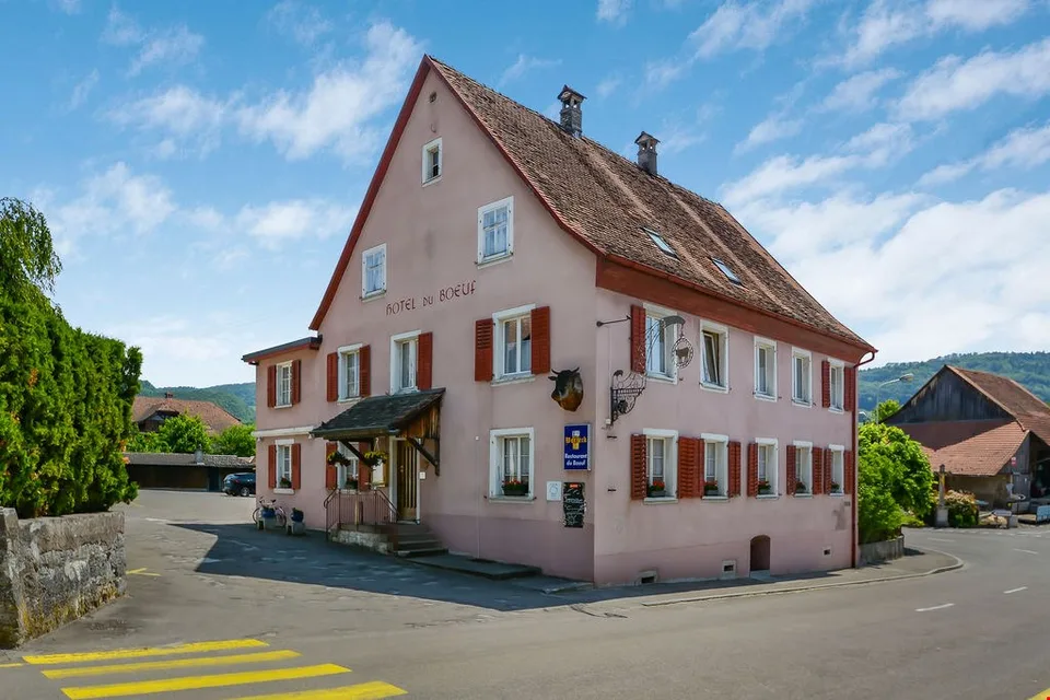 Hôtel-restaurant à Courgenay