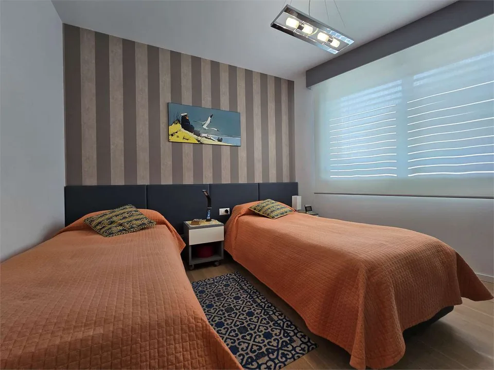 Moderno e spazioso in ottima posizione. Rif. 888 – foto 23 di 26