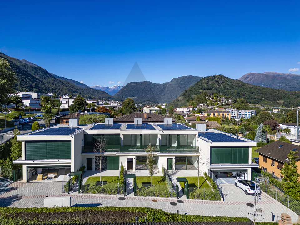 NUOVA CASA A SCHIERA: DESIGN INNOVATIVO E COMFORT SOSTENIBILE