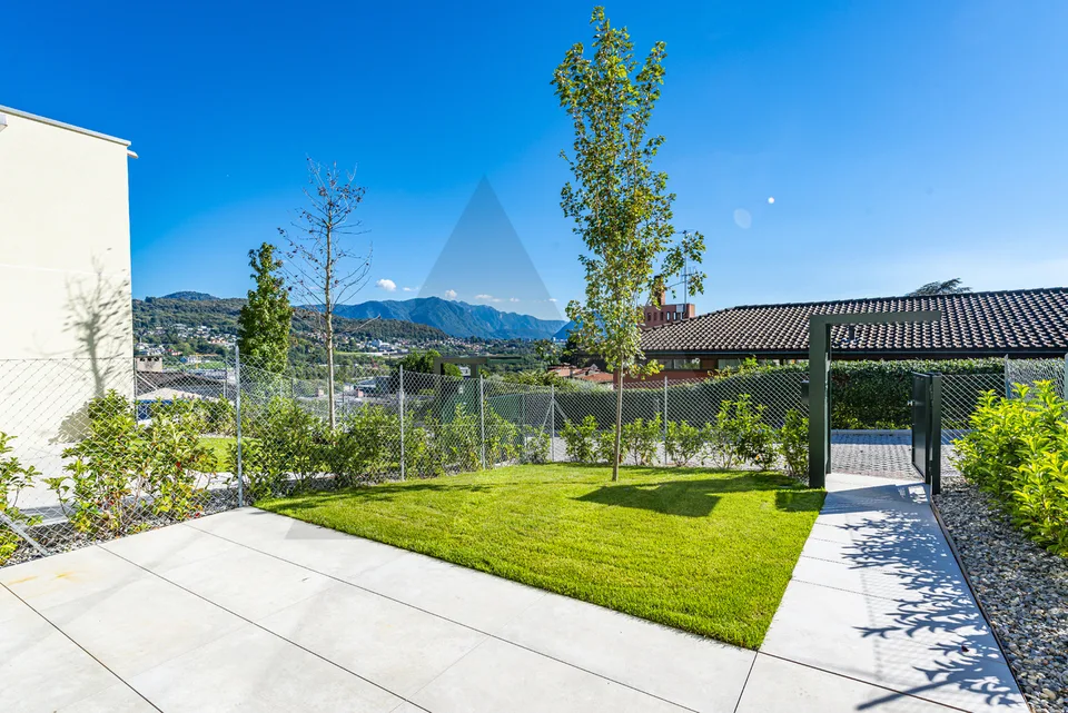 NUOVA CASA A SCHIERA: DESIGN INNOVATIVO E COMFORT SOSTENIBILE – Foto 12 von 13