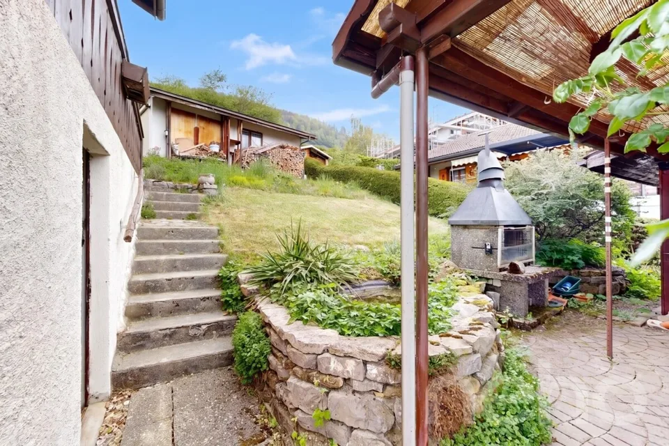 Bucolic chalet with panoramic view of Lake Montsalvens