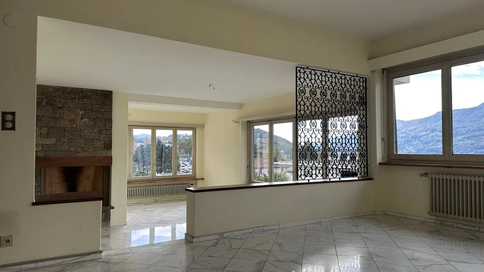 LUGANO - VEZIA - Ampia villa indipendente di 320 mq con bellissimo giardino, zona residenziale – foto 15 di 26
