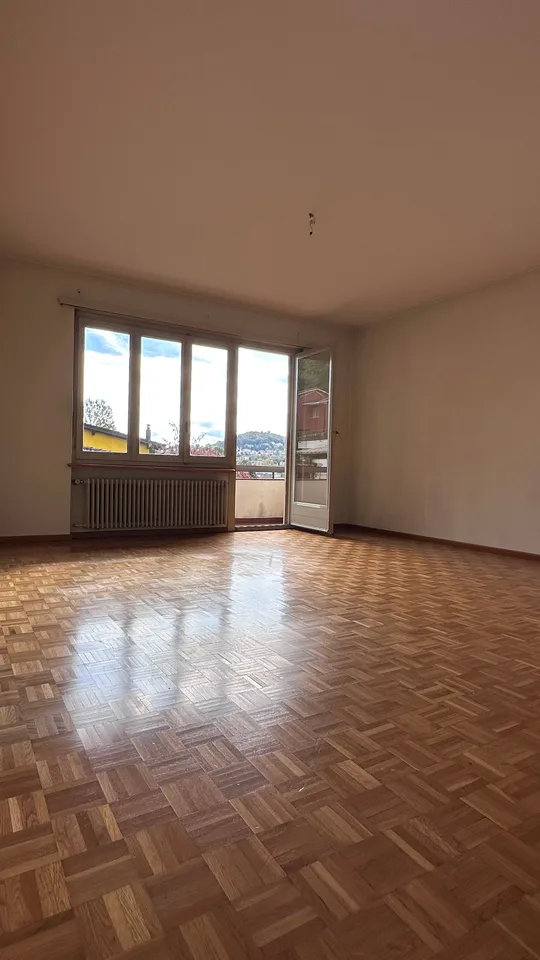 LUGANO - VEZIA - Ampia villa indipendente di 320 mq con bellissimo giardino, zona residenziale – foto 19 di 26