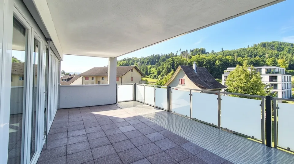 MODERNE, VOLLVERMIETETE WOHNLIEGENSCHAFT AN RUHIGER SONNENLAGE