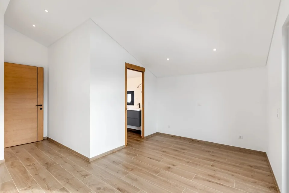 Villa lussuosa a pochi passi dal villaggio di Lens, vista mozzafiato – foto 19 di 22