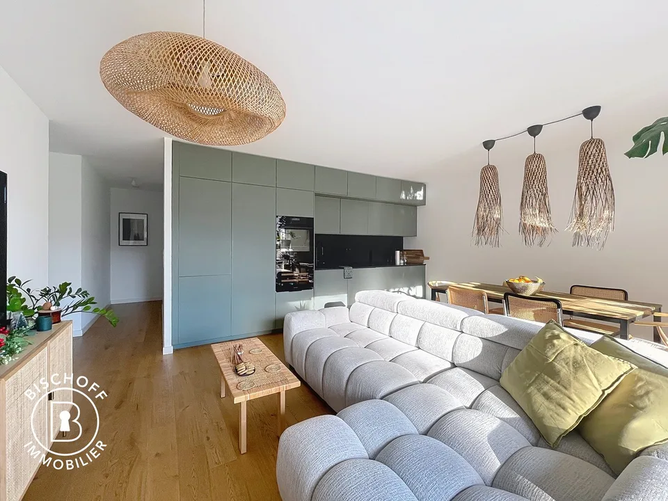 Außergewöhnliche Wohnung im Erdgeschoss