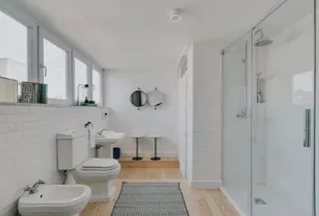 Lisbonne - Elegant Triplex de 8 Pièces à Junqueira Alcântara – photo 15 sur 22