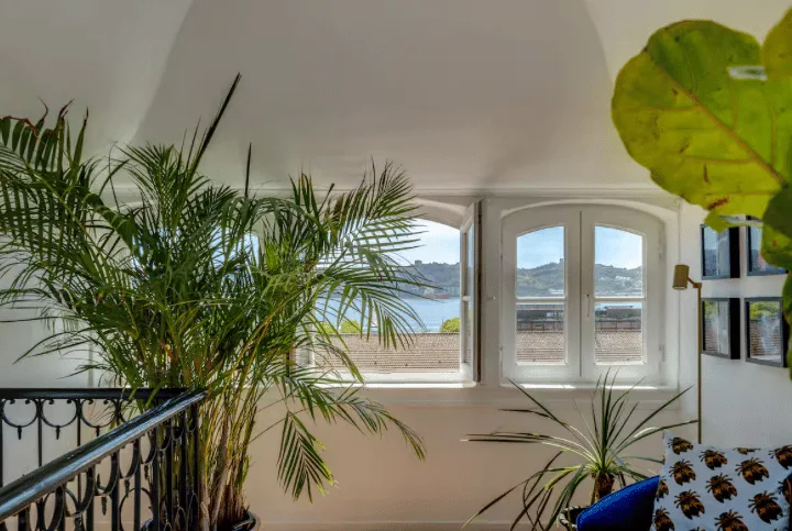 Lisbonne - Triplex élégant de 8 pièces à Junqueira Alcântara