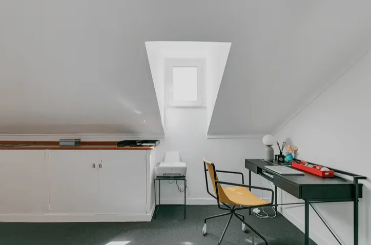 Lisbonne - Elegant Triplex de 8 Pièces à Junqueira Alcântara – photo 21 sur 22