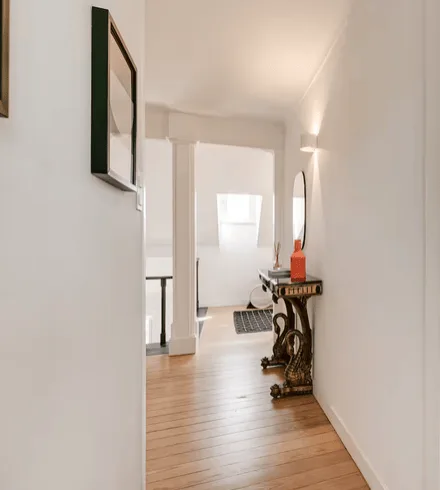 Lisbonne - Elegant Triplex de 8 Pièces à Junqueira Alcântara – photo 20 sur 22