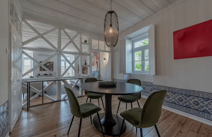 Lisbonne - Elegant Triplex de 8 Pièces à Junqueira Alcântara – photo 6 sur 22
