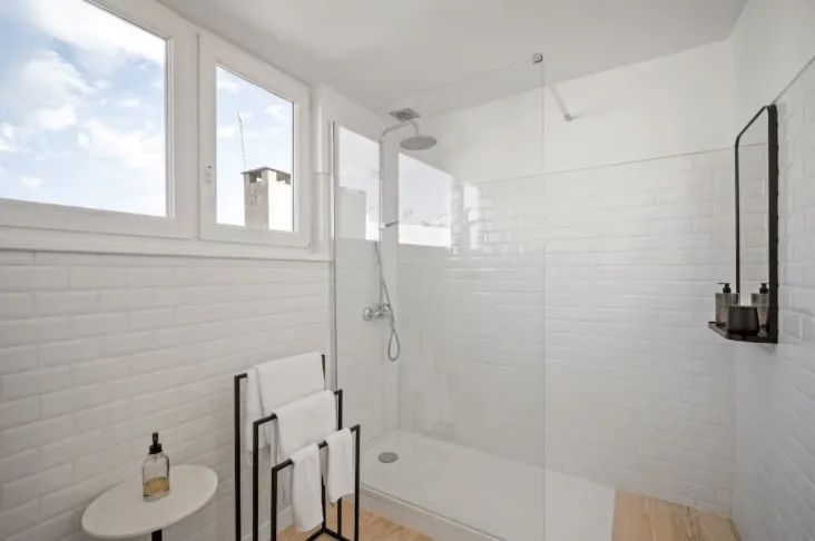 Lisbonne - Elegant Triplex de 8 Pièces à Junqueira Alcântara – photo 14 sur 22