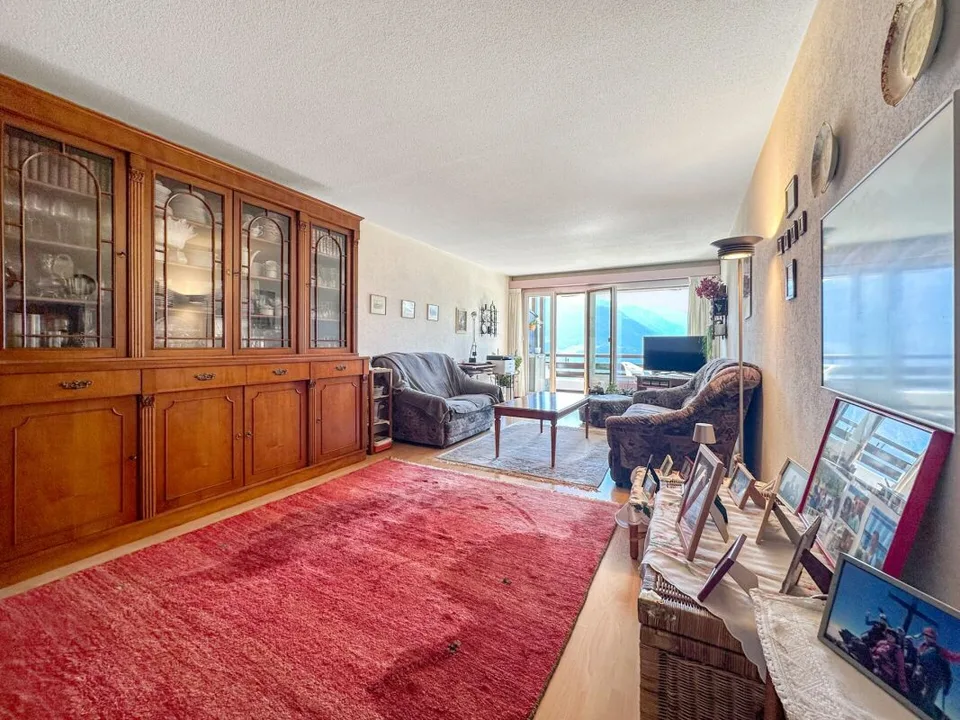 Crans-Montana (Randogne) - Geräumiges 4.5-Zimmer-Wohnung mit Panoramablick und Tiefgaragenparkplatz