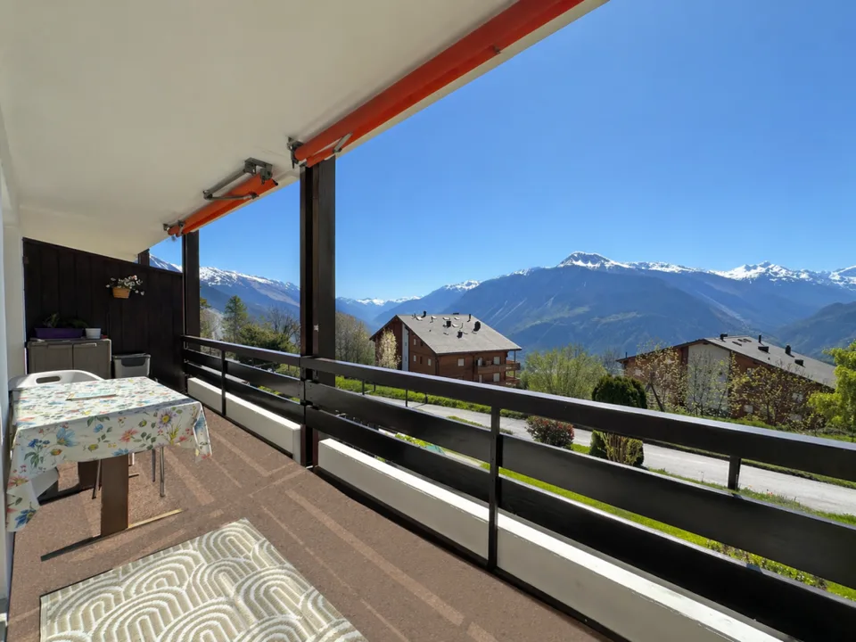 Crans-Montana (Randogne)- Spacieux 4.5 pièces avec vue panoramique et parking en sous-sol