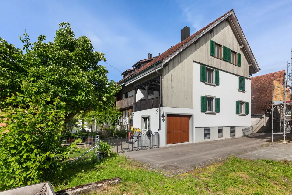 Authentisches Riegelhaus mit Gartenidylle