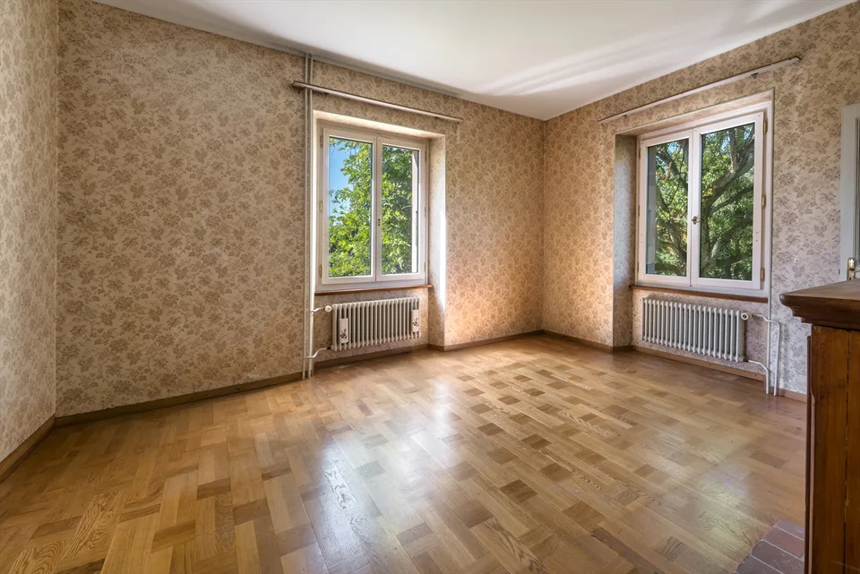 Villa familiare con grande potenziale in un ambiente privilegiato