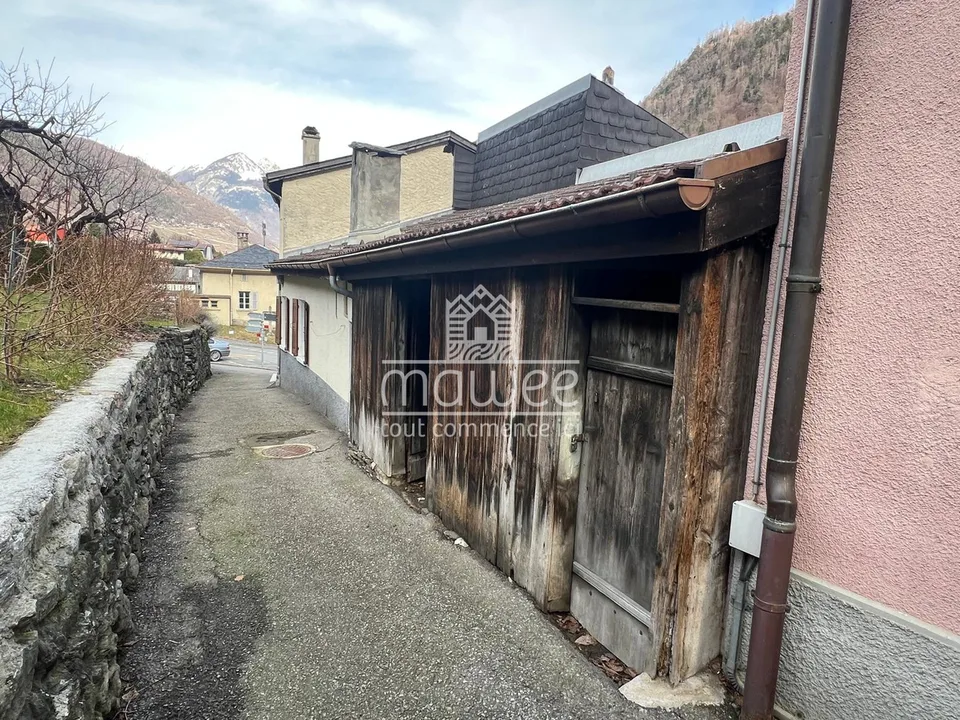 Historisches Gebäude zur Renovierung - Zentrum von Brocard (Martigny-Croix)