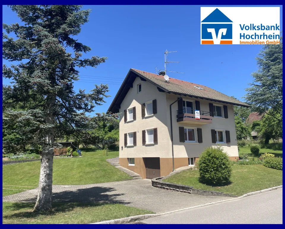Albbruck-Buch - bella casa unifamiliare con grande terreno