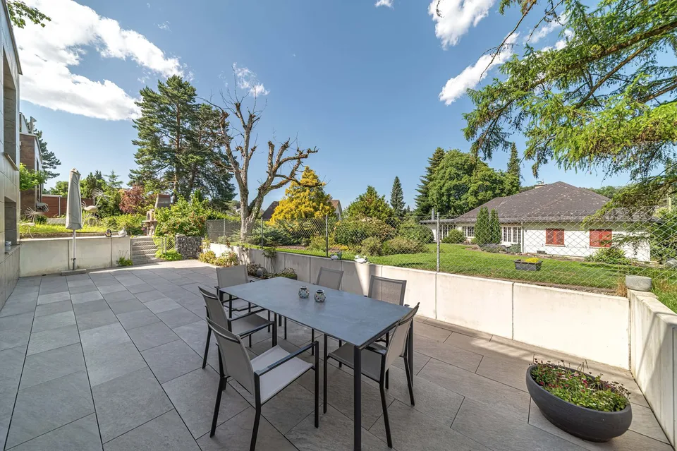 Ein Bijou – moderne 4.5-Zimmer-Gartenwohnung mit viel Privatsphäre – Foto 6 von 17