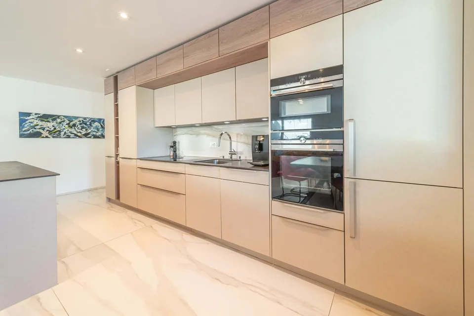 Un bijou – appartement de jardin moderne 4,5 pièces avec beaucoup d'intimité