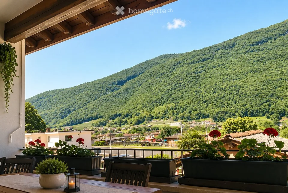 Casa 2,5 locali con loggia e due cantine naturali