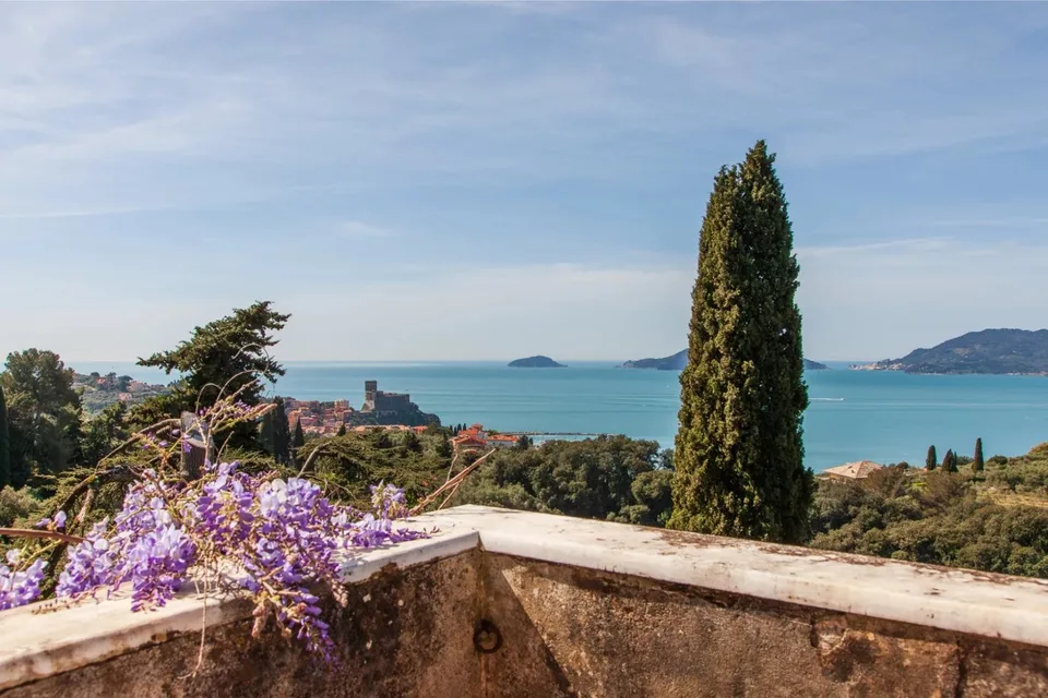 Villa storica con vista sul golfo di Lerici – foto 8 di 13