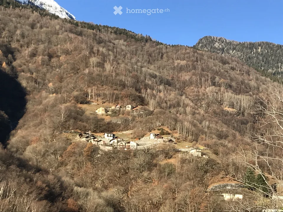 Haus im Bergtal Calanca