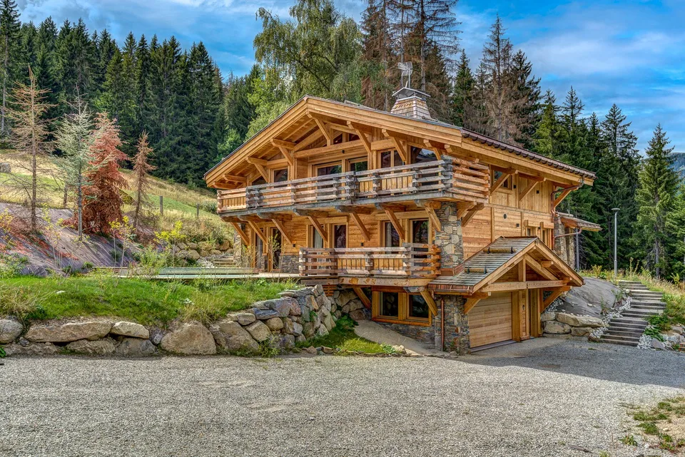 Einzigartige Gelegenheit, ein wunderschönes, neues Chalet in Combloux zu erwerben.