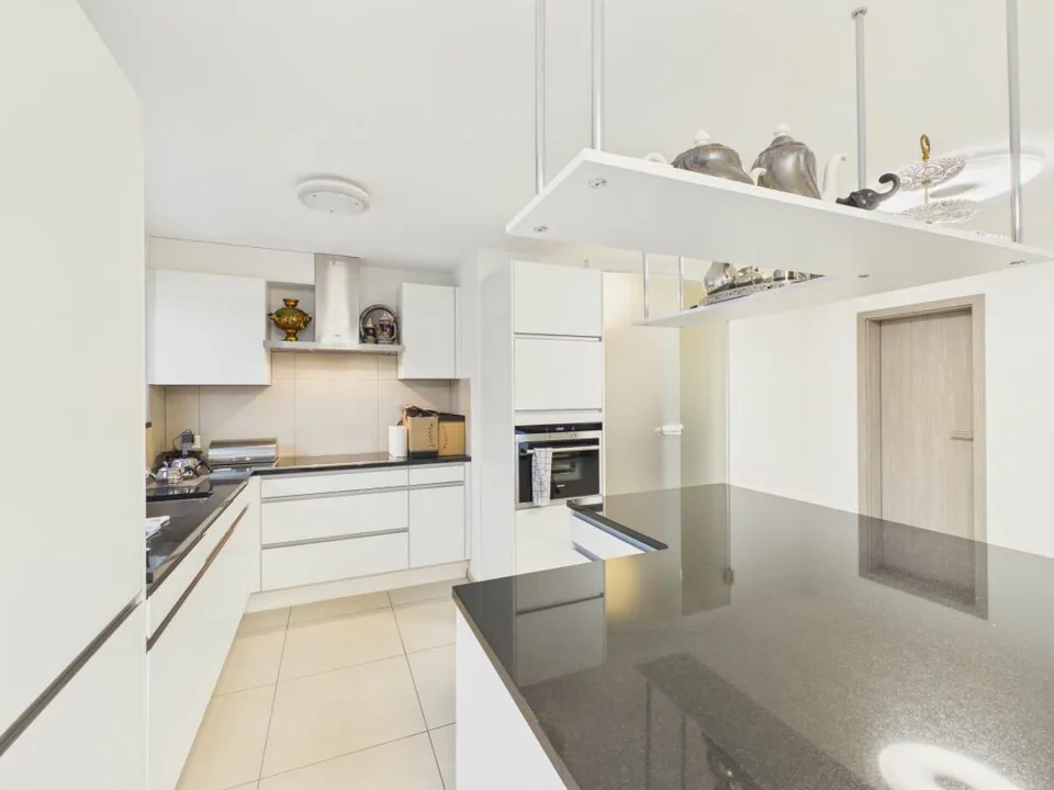 Moderne Penthouse-Wohnung mit Panorama-Terrasse in Delémont