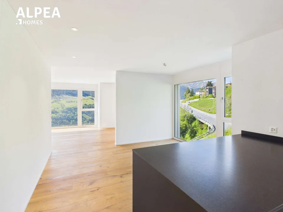 Casa unifamiliare con dependance e vista panoramica a Cumbel (Val Lumnezia)