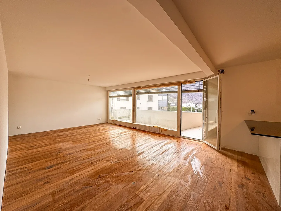 BROC - Prächtige 4.5-Zimmer-Wohnung komplett renoviert